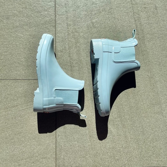 Hunter Refined Gloss Slim Fit Chelsea Rain Boots - Picture 5 of 8